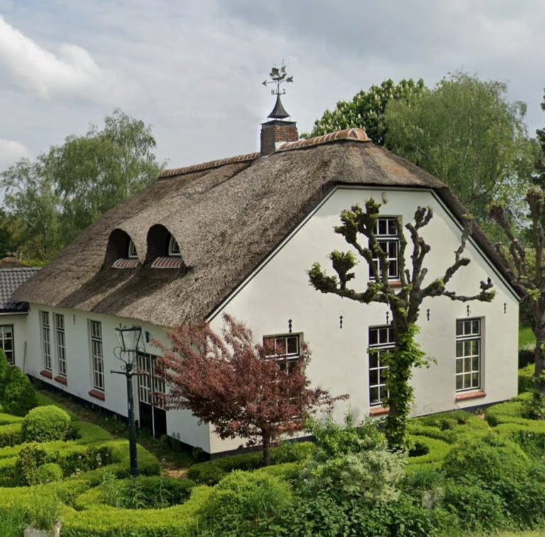 Rieten dak vervangen door volledig nieuw pannendak in Montfoort